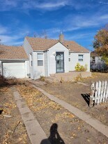 2406 E 10th St in Cheyenne, WY - Building Photo