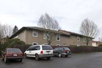 Vermont Springs Apartments in Portland, OR - Building Photo - Building Photo