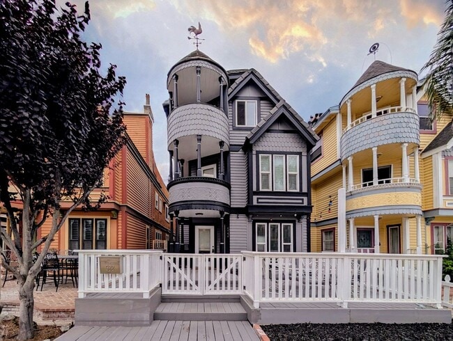 property at 522 20th St