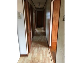 105 Warfield Rd in Glen Burnie, MD - Building Photo - Building Photo