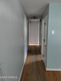 607 Dennis Rd photo'