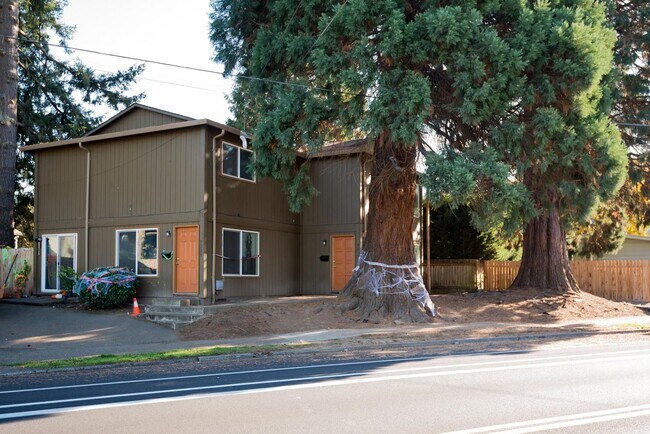 9230 N Saint Louis Ave-Unit -9230 in Portland, OR - Building Photo - Building Photo
