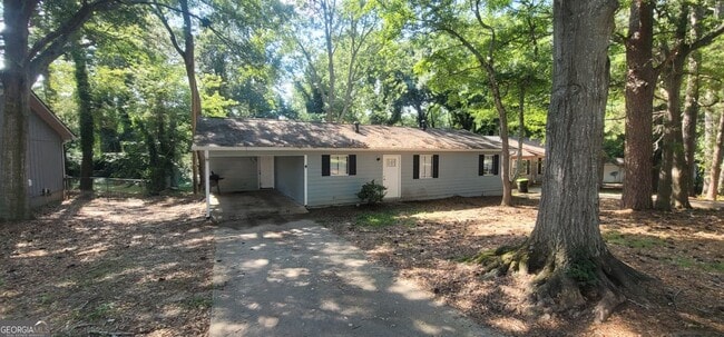 6627 Bent Creek Dr in Rex, GA - Building Photo - Building Photo