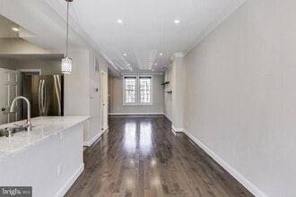 317 Todd Pl NE in Washington, DC - Building Photo - Building Photo