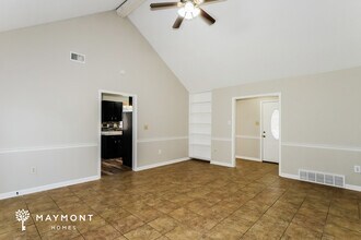 4595 S Berrypick Ln in Memphis, TN - Building Photo - Building Photo