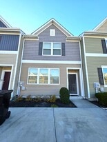 426 Creekbed Cir in Salisbury, MD - Building Photo