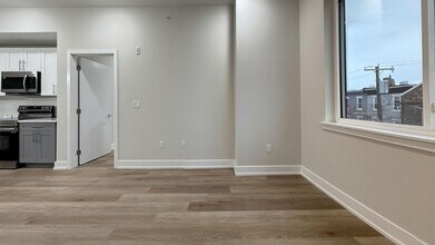 701 N 40th St in Philadelphia, PA - Building Photo - Building Photo