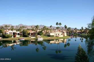 10080 E Mountainview Lake Dr in Scottsdale, AZ - Foto de edificio - Building Photo