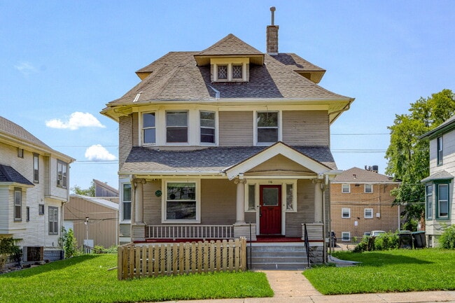 property at 116 N 40th St