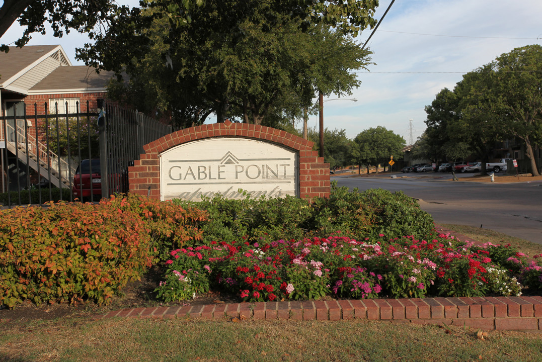 Gable Point in Dallas, TX - Building Photo