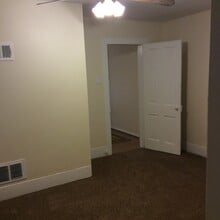 418 S Commercial St in Trinidad, CO - Foto de edificio - Building Photo