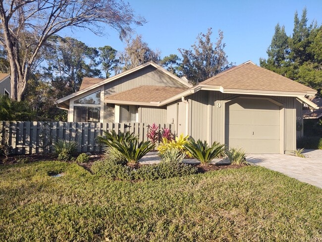 property at 9 Turtleback Trail