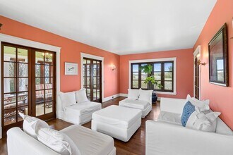 747 Flying Point Rd in Water Mill, NY - Building Photo - Building Photo