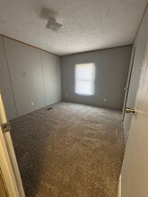 76 Peach St in Hopkinsville, KY - Building Photo - Building Photo