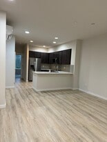 13117 3rd Ave SE in Everett, WA - Building Photo