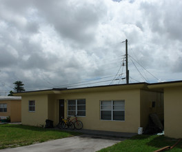 510 NW 60th Ter in Hollywood, FL - Foto de edificio - Building Photo