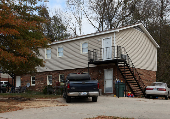 1128 Hearthside St in Durham, NC - Building Photo - Building Photo