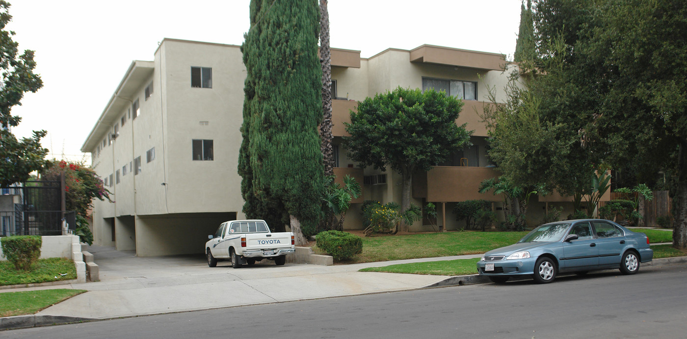 641 Mar Vista Ave in Pasadena, CA - Building Photo