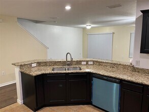 2557 Aventurine St in Kissimmee, FL - Building Photo - Building Photo