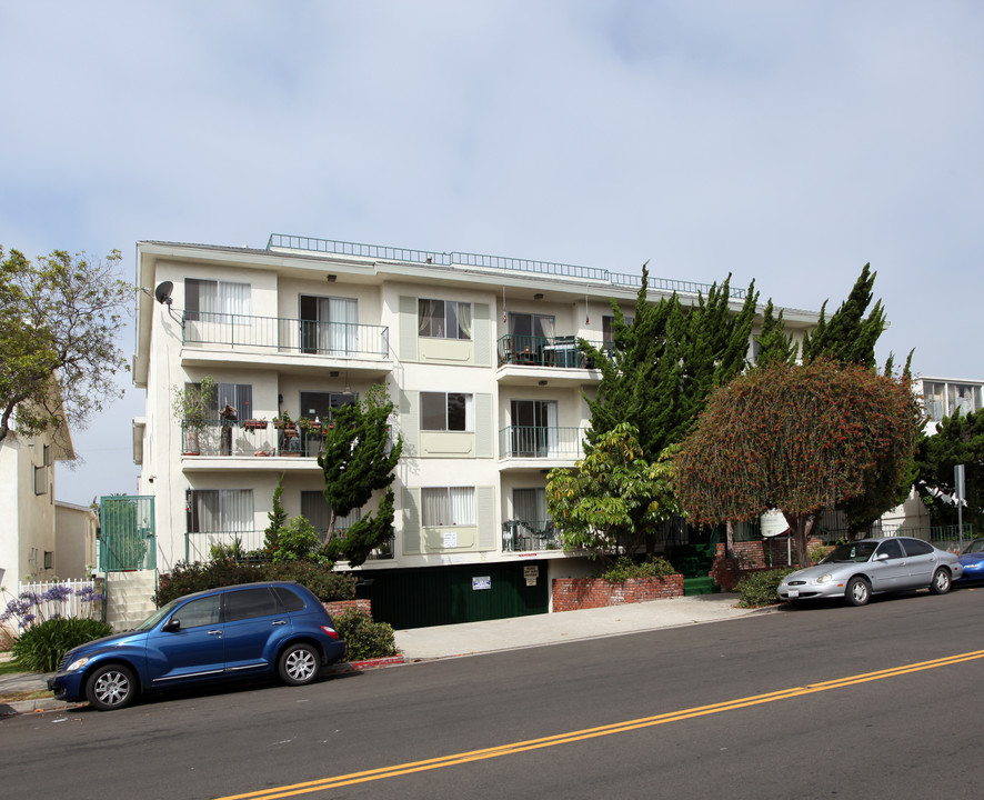 Princess Eugenia Apartments in Santa Monica, CA - Building Photo