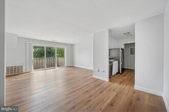 206 Hickory Ct in Lansdale, PA - Building Photo - Building Photo