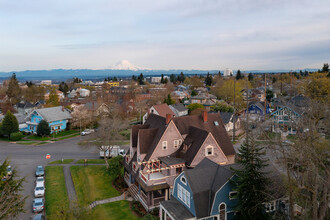 Murray House Apartments in Tacoma, WA - Building Photo - Building Photo