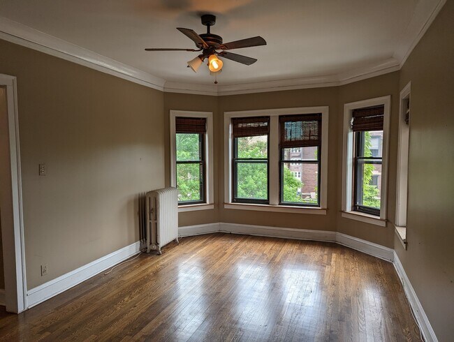 3702 N Lakewood Ave in Chicago, IL - Building Photo - Building Photo