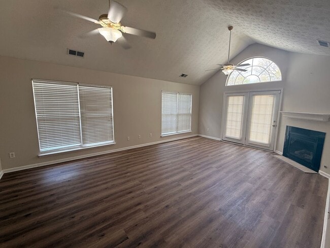 405 Fledge Dr in Louisville, KY - Building Photo - Building Photo