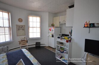 28 S Huntington Ave in Boston, MA - Building Photo - Building Photo