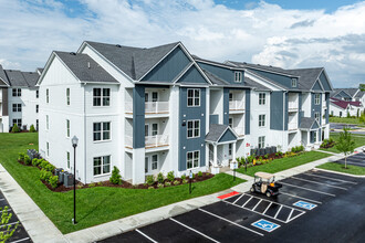 Hathaway at Lebanon in Lebanon, TN - Foto de edificio - Building Photo