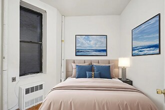 323A E 89th St in New York, NY - Building Photo - Building Photo