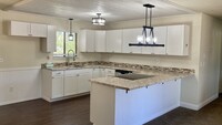 4850 Amanda Dr in Redding, CA - Building Photo - Building Photo