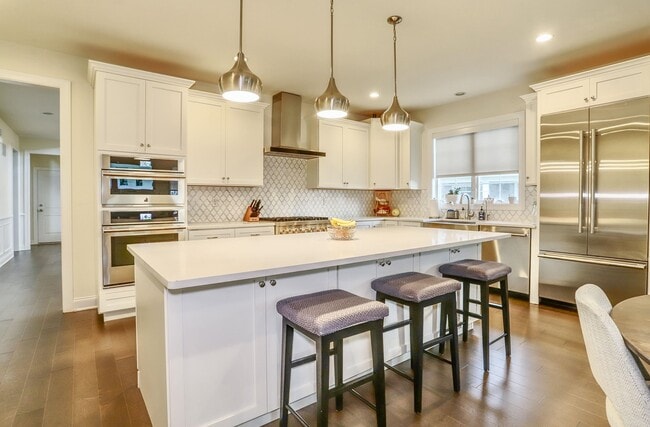 property at 22 Silent Nest Wy