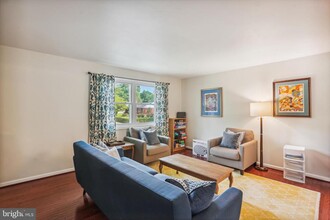 10724 Tenbrook Dr in Silver Spring, MD - Building Photo - Building Photo
