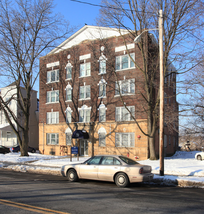 Roosevelt Suites in Syracuse, NY - Building Photo