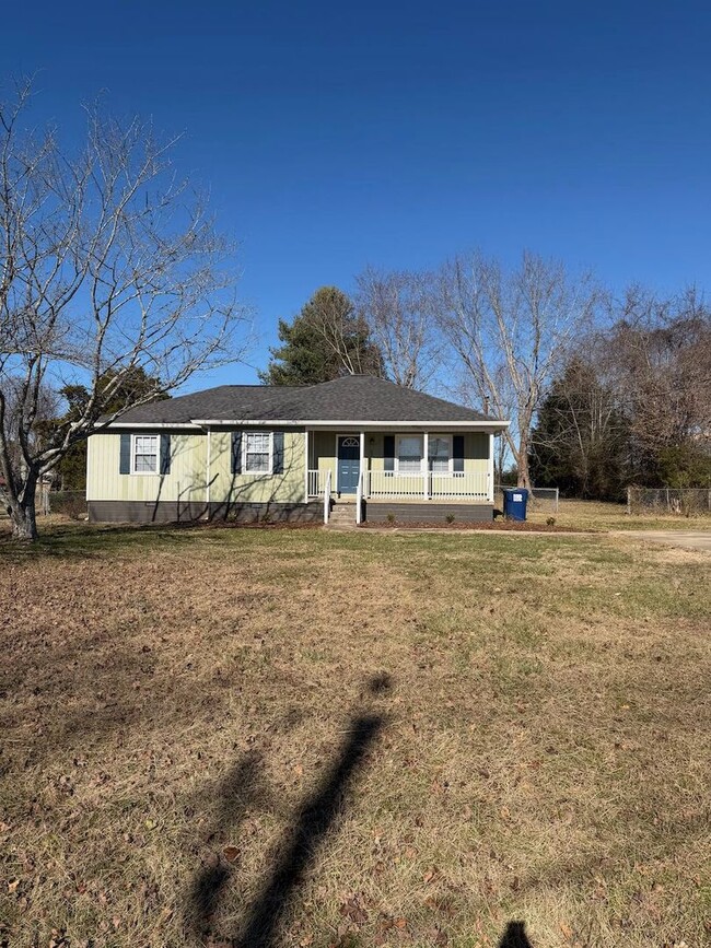 235 Boles Rd in Hazel Green, AL - Building Photo - Building Photo