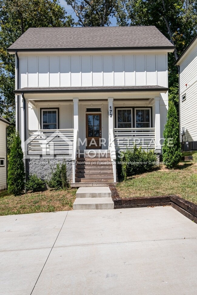 173 Peach St in Ashland City, TN - Building Photo - Building Photo