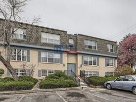 9110 E Girard Ave in Denver, CO - Building Photo