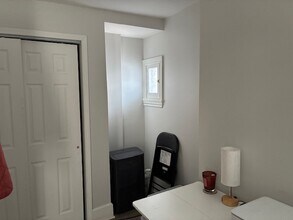 34 Canfield Pl, Unit #2 in Rochester, NY - Building Photo - Building Photo