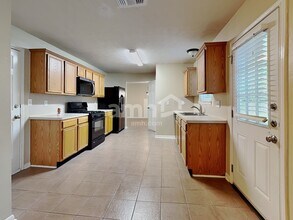 7010 Durango Dr in Magnolia, TX - Foto de edificio - Building Photo