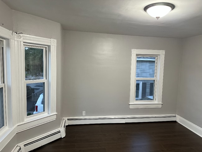 16 Ashland Ave in Methuen, MA - Building Photo - Building Photo