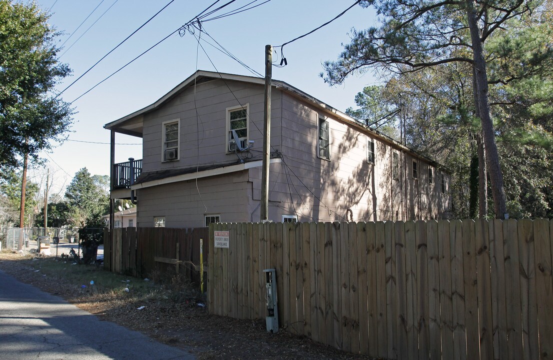 5611 Craig Rd in Charleston, SC - Building Photo