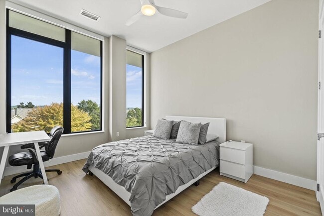 property at 801 N Fairfax St