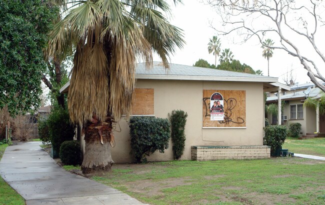 1532-1543 N Sepulveda Ave in San Bernardino, CA - Foto de edificio - Building Photo