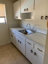 4800 NW 24th Ct in Lauderdale Lakes, FL - Building Photo - Building Photo
