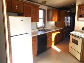 22445 Frontage Rd in Belgrade, MT - Building Photo - Building Photo