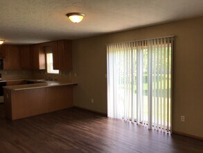55 Saddle Creek Ln in Maineville, OH - Building Photo - Building Photo