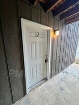 831 McAlway Rd in Charlotte, NC - Building Photo