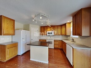 23955 E Arizona Pl in Aurora, CO - Building Photo - Building Photo