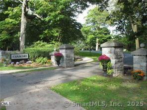 69 Lawson Ln in Ridgefield, CT - Building Photo